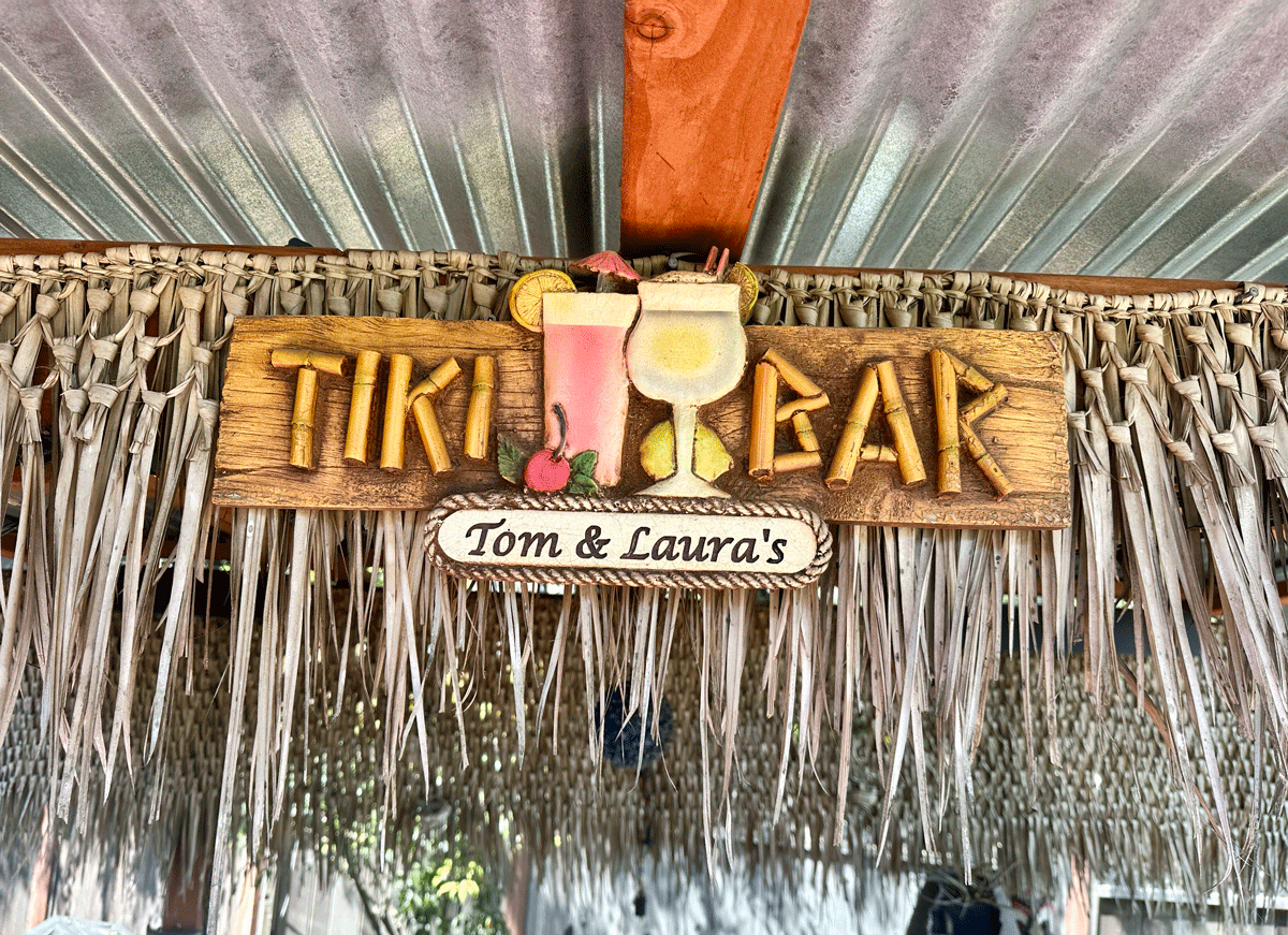 Tom-and-Lauras-Tiki-Bar